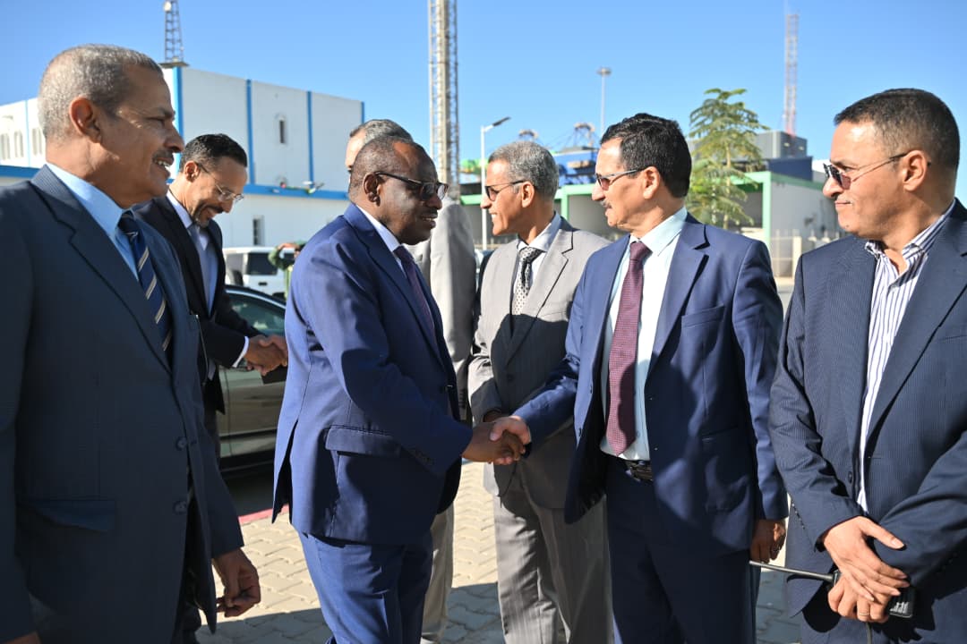 مدير ميناء الصداقة يستقبل بعثة من الأمم المتحدة