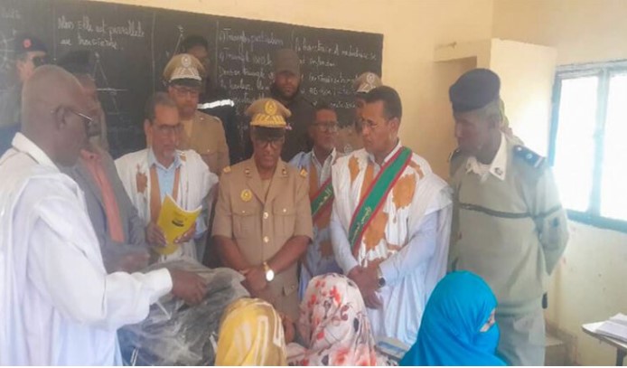 والي الحوض الغربي يتفقد مؤسسات تعليمية