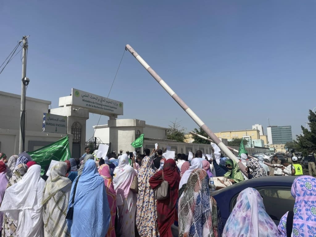 الاتحاد الوطني لطلبة موريتانيا يحتج على إقصاء طلاب من المنح