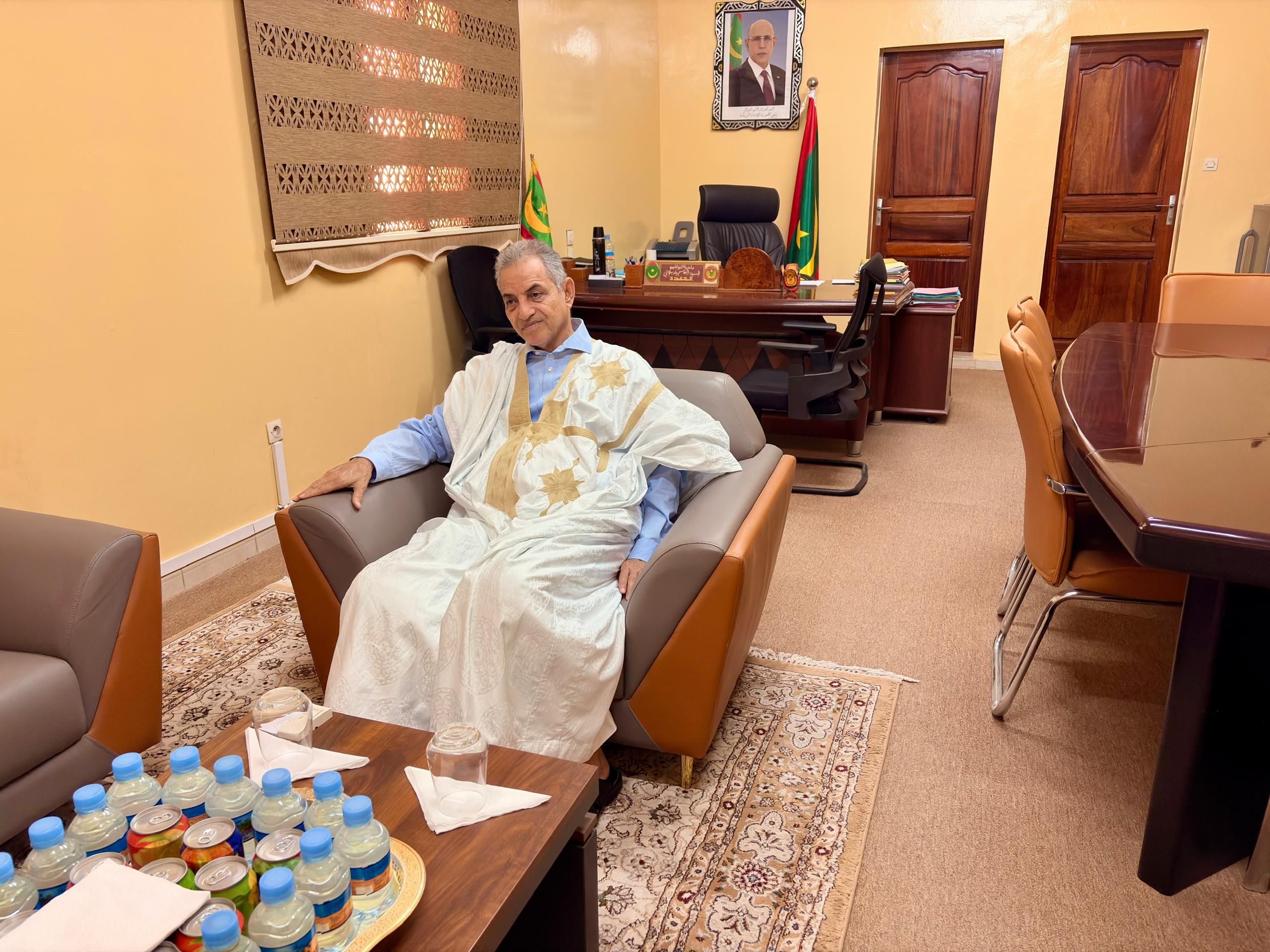 النائب والعمدة القاسم ولد بلالي يستقبل رئيس جامعة نواذيبو، الدكتور محمد سعيد ولد محمد سيديا، مرفوقًا بمدير البحث والتعاون الدولي الدكتور بتار ولد العربي