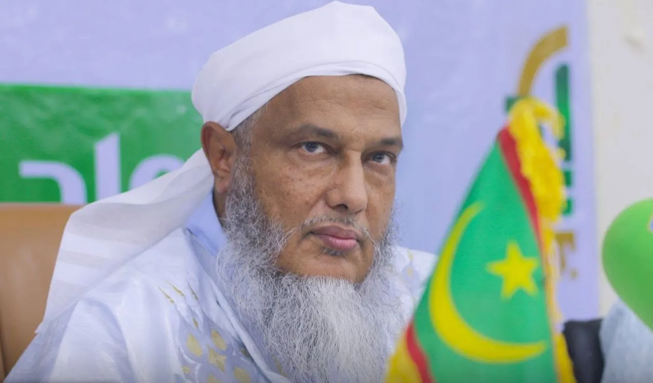 الشيخ الددو يقرر استقبال نشطاء أسطول الصمود بمطار اسطنبول