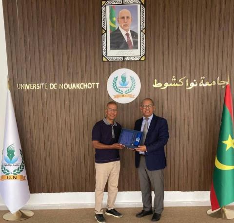 رئيس جامعة نواكشوط يستقبل البروفسور محمد بابا في بداية مهمته العلمية