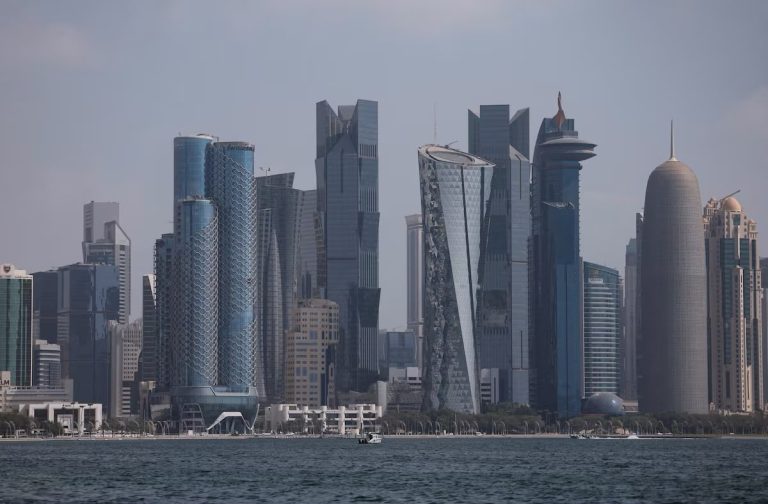 إيران والولايات المتحدة تستأنفان المحادثات الفنية في الدوحة