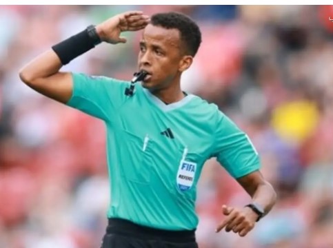 الاتحاد الأوربي يعين الحكم الصومالي عمر ارتان حكما لنهائي السوبر الأوربي
