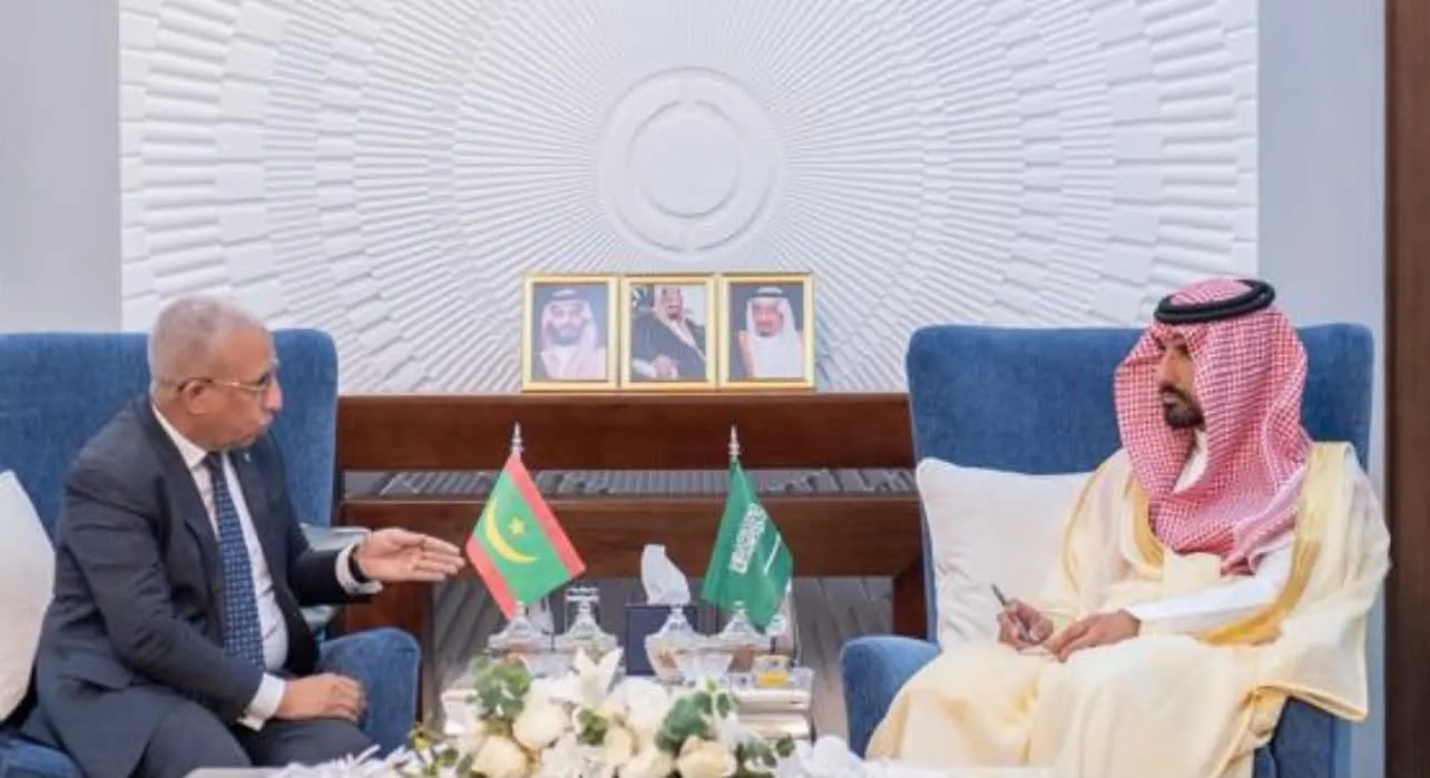 سفير موريتانيا يتباحث مع الأمين العام لاتحاد الغرف السعودية