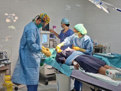 أختتام أعمال البعثة الطبية الإسبانية بعد 30 عملية جراحية مجانية في نواذيبو