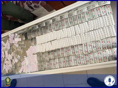 روصو.. الدرك يوقف سيدة أجنبية بحوزتها 2790 قرصًا من المؤثرات العقلية
