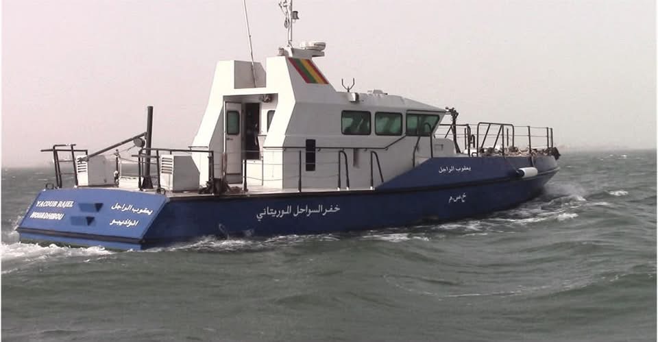 خفر السواحل تنقذ 37 مهاجرا قبالة نواذيبو وتواصل البحث عن عشرات المفقودين