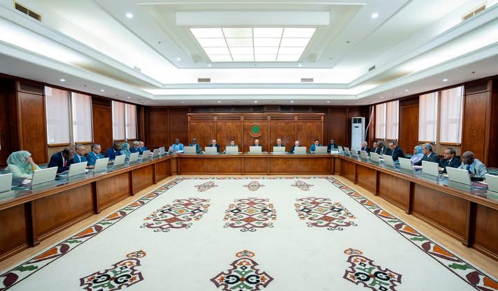 مجلس الوزراء ينهي اجتماعه الأسبوعي بالقصر الرئاسي