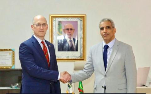 الشركة الموريتانية للمحروقات (SMH) تستقبل وفداً  من وزارة الخارجية الأمريكية لتعزيز التعاون في مجال الطاقة