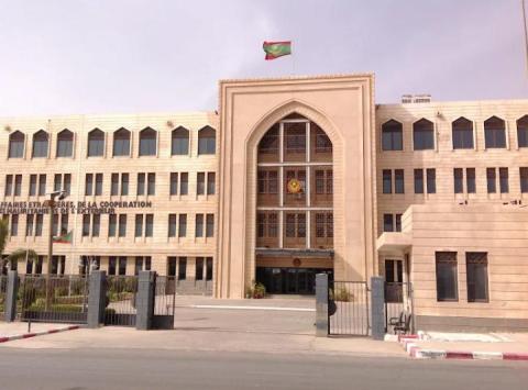 الخارجية الموريتانية تدين هجمات الحوثيين في البحر الأحمر وتؤكد دعمها للسعودية