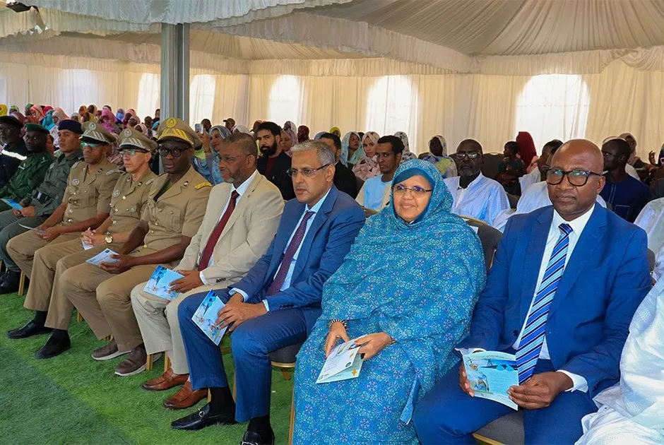 مشروع حكومي لإعادة تأهيل 100 عمود إنارة عمومية بنواكشوط
