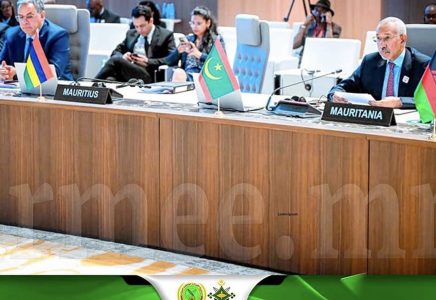 وزير الدفاع يمثل الرئيس الغزواني في قمة استثنائية للاتحاد الإفريقي بلواندا