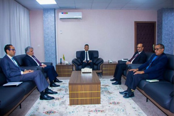 وزير الشؤون الإسلامية يلتقي السفير المصري