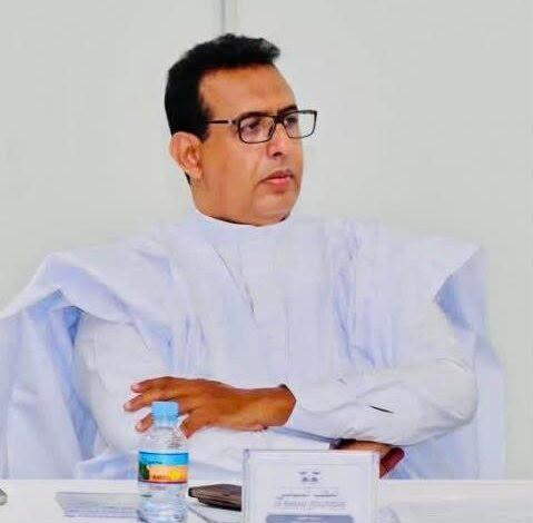 جدو ولد خطري يكتب / أَكيْدار ( يقول : حينما تترك قيادة القافلة لحمار فلن تسير الجمال الأصيلة)