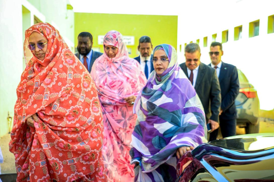 وزيرة التربية: إيفاد فريق فني لمعالجة نواقص ثانوية امتياز البنات