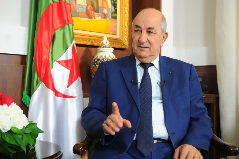 الرئيس تبون: موقف الجزائر من الإمارات جاء بعد وصول “السكين للعظم” ولن نتراجع عنه